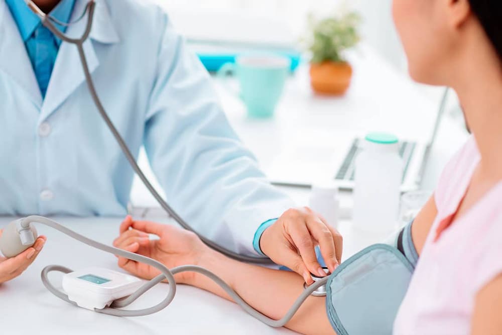 perito medicina interna